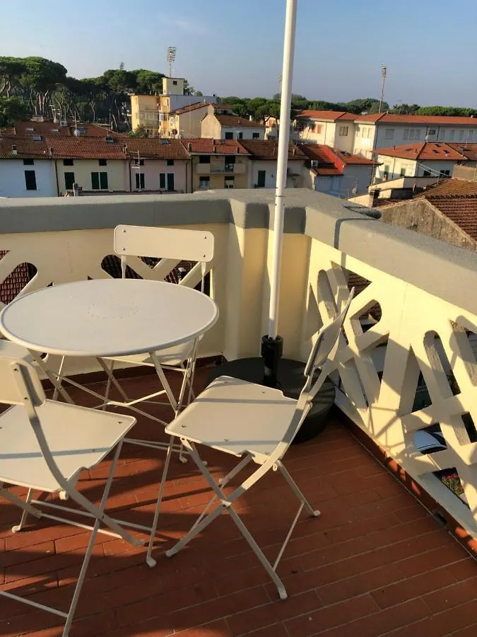 Torre Della Darsena Apartment Viareggio Italy